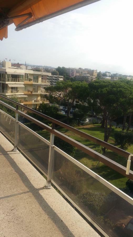 Apartment Heliotel Marine 4* Bord De Mer Saint-Laurent-du-Var Exterior foto